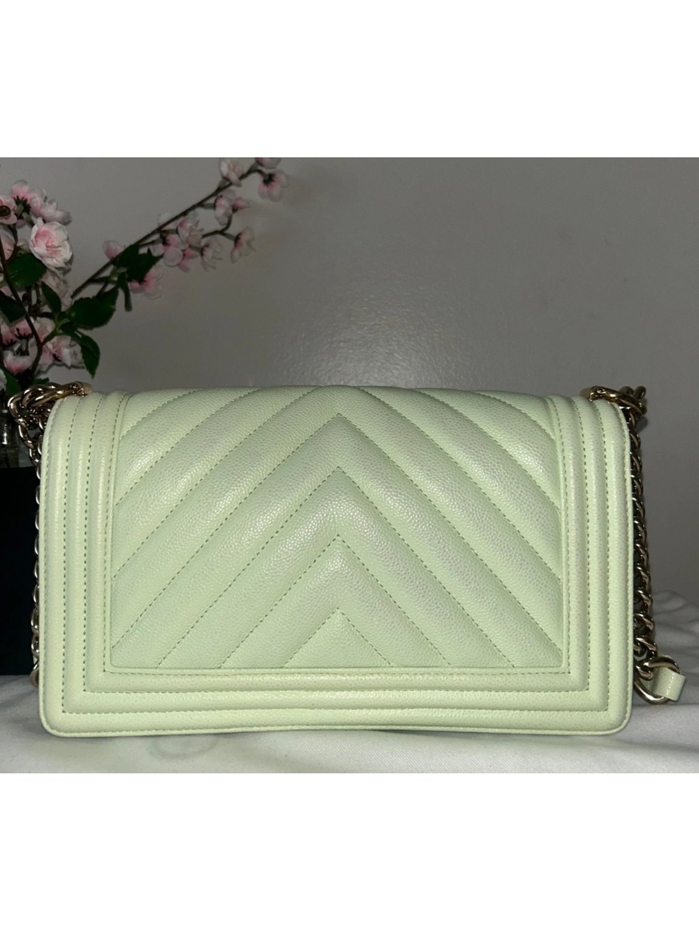 🩷TRADE🩷CHANEL Medium Boy Flap Bag Quilted Caviar Leather Light Green - Picture 12 of 16
